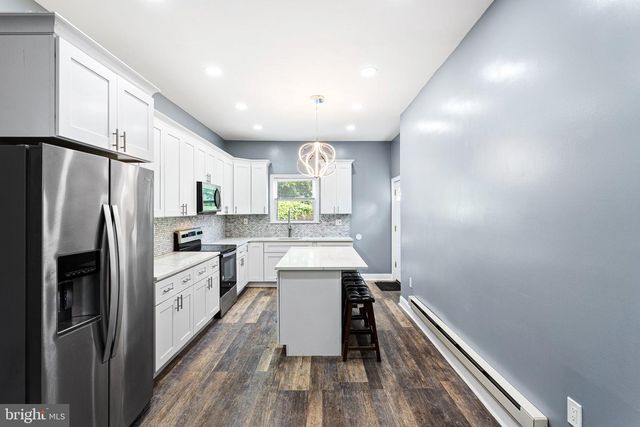 611 W ALLEGHENY AVE, Philadelphia, PA 19133
