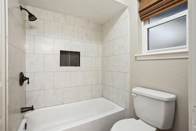 18306 Barbuda Lane, Houston, TX 77058