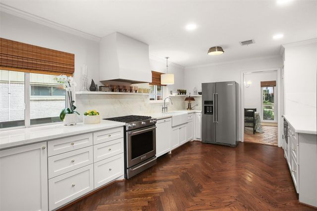 18306 Barbuda Lane, Houston, TX 77058