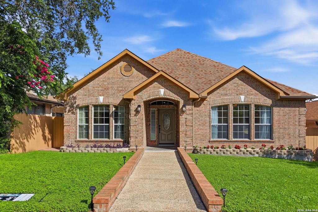 5910 Bayou Bnd, Windcrest, TX 78239
