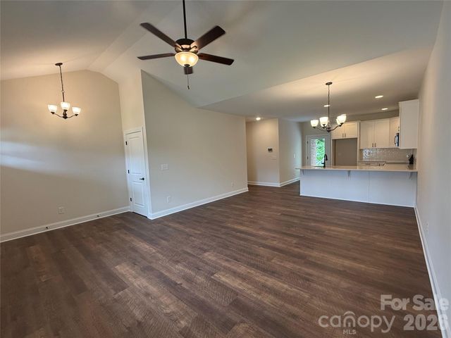 105 Abbington Lane, Shelby, NC 28150