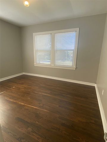 402 McCarty Street, Weatherford, TX 76086