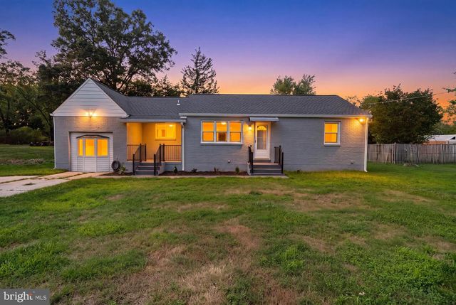6601 HORSESHOE RD, Clinton, MD 20735