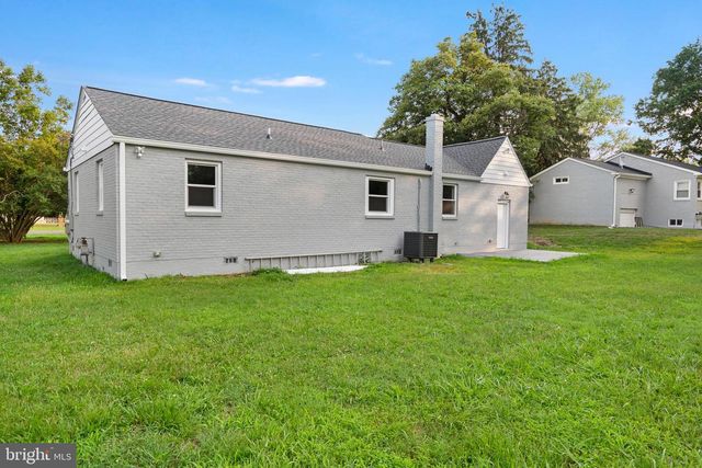 6601 HORSESHOE RD, Clinton, MD 20735