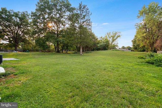 6601 HORSESHOE RD, Clinton, MD 20735