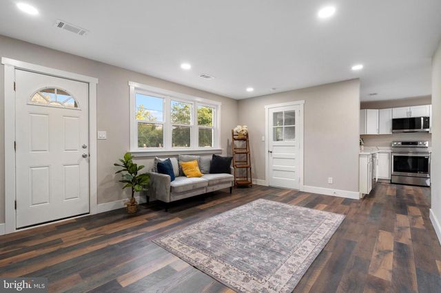 6601 HORSESHOE RD, Clinton, MD 20735