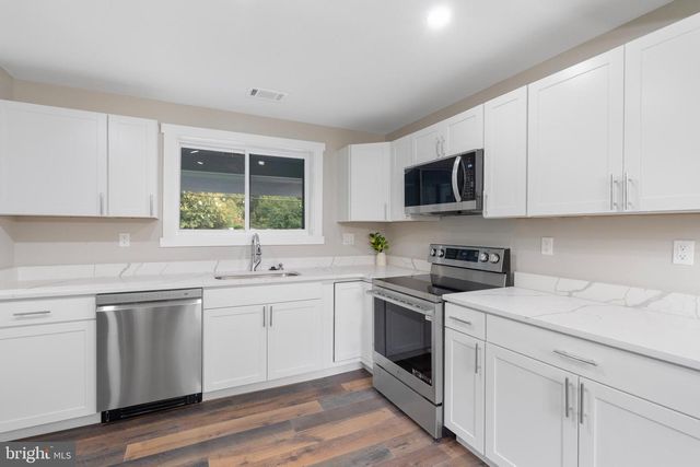 6601 HORSESHOE RD, Clinton, MD 20735