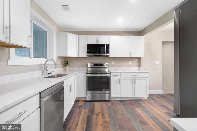6601 HORSESHOE RD, Clinton, MD 20735