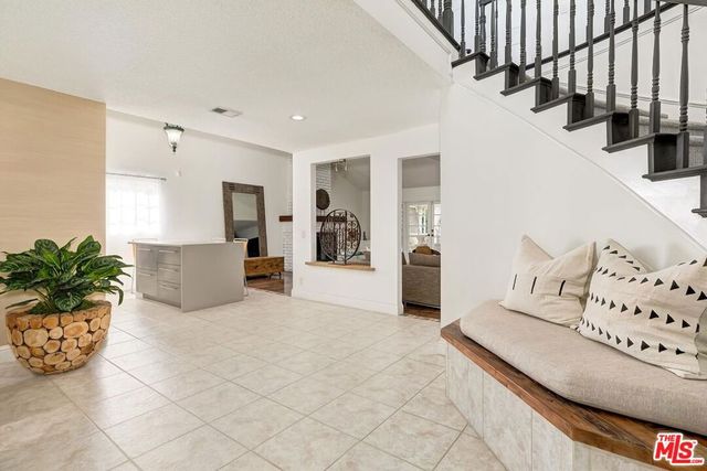 3813 Cedar Avenue, Long Beach, CA 90807