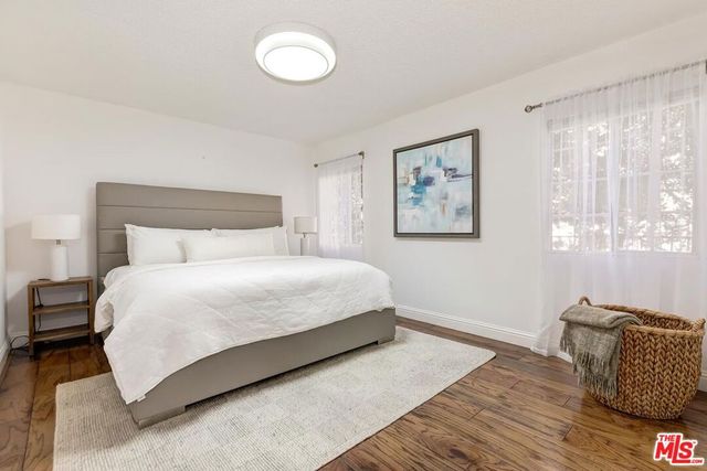 3813 Cedar Avenue, Long Beach, CA 90807