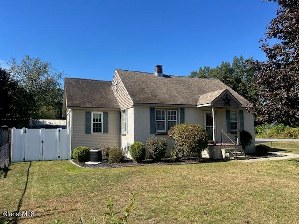 87 Vaughn Road, Kingsbury, NY 12839