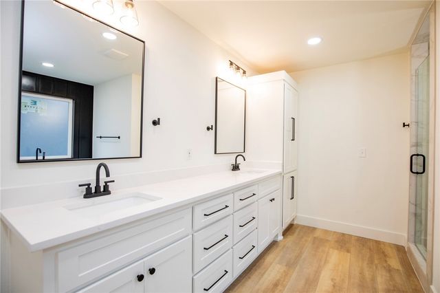 8 Eddleston Lane, Bella Vista, AR 72715