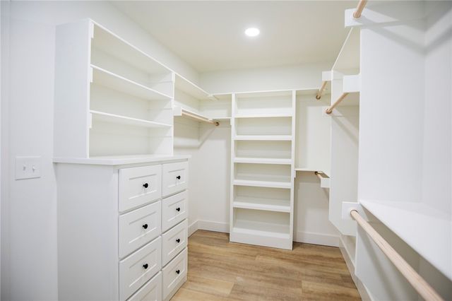 8 Eddleston Lane, Bella Vista, AR 72715