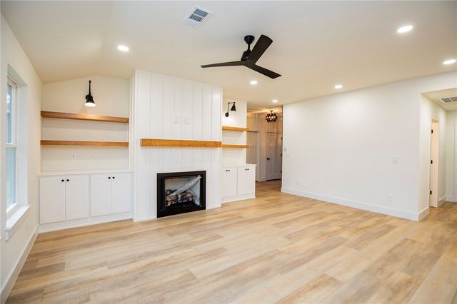 8 Eddleston Lane, Bella Vista, AR 72715