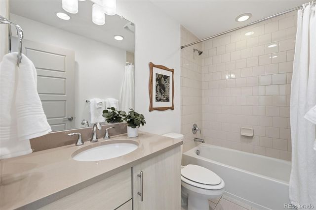 1335 Jackson Street, Denver, CO 80206