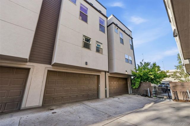 1335 Jackson Street, Denver, CO 80206