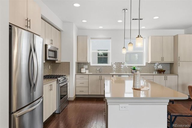 1335 Jackson Street, Denver, CO 80206