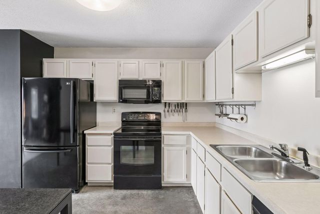 66 9th Street E 2113, Saint Paul, MN 55101