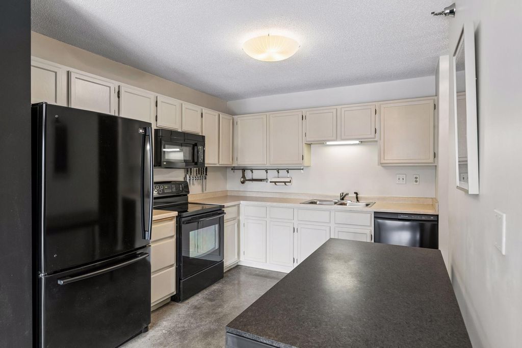 66 9th Street E 2113, Saint Paul, MN 55101 — photo 5