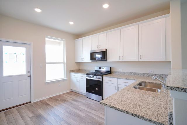 145 Cacao CT, Buda, TX 78610