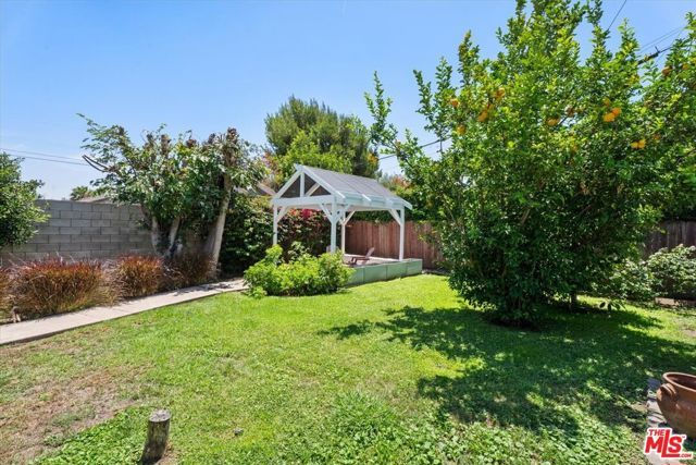 8908 Gibson Street, Los Angeles, CA 90034