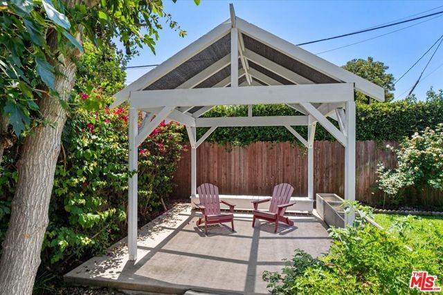 8908 Gibson Street, Los Angeles, CA 90034
