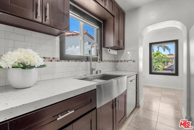 8908 Gibson Street, Los Angeles, CA 90034