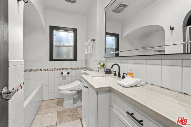 8908 Gibson Street, Los Angeles, CA 90034
