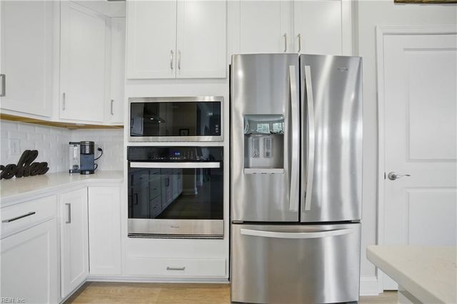 4315 Edgewater LN, Suffolk, VA 23435