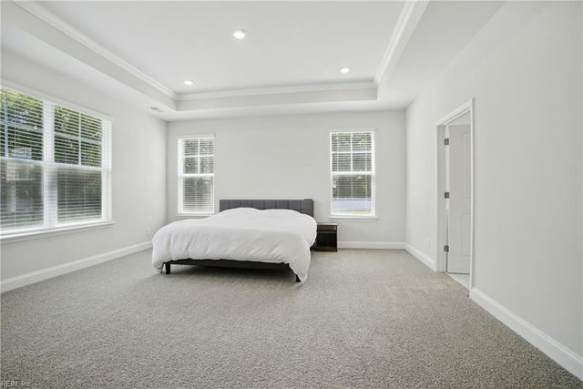 4315 Edgewater LN, Suffolk, VA 23435