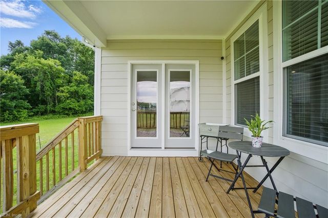 4315 Edgewater LN, Suffolk, VA 23435