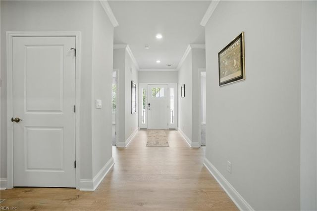 4315 Edgewater LN, Suffolk, VA 23435