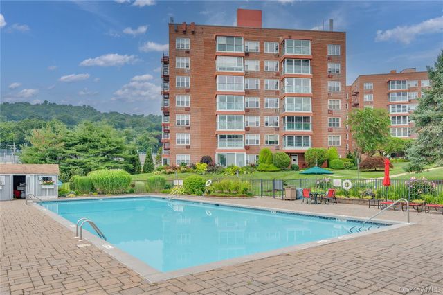 4 Salisbury Point 4A, Nyack, NY 10960