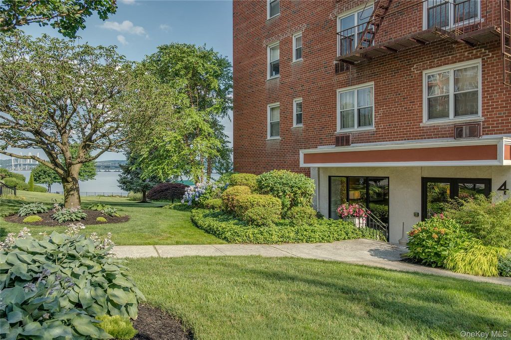 4 Salisbury Point 4A, Nyack, NY 10960