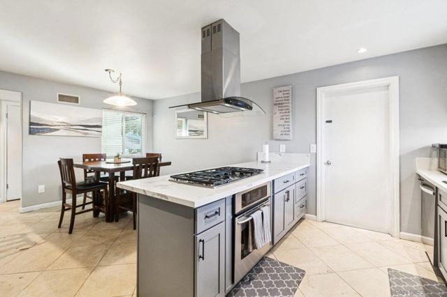 3365 S Bonita St, Spring Valley, CA 91977