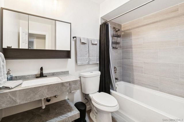 3365 S Bonita St, Spring Valley, CA 91977