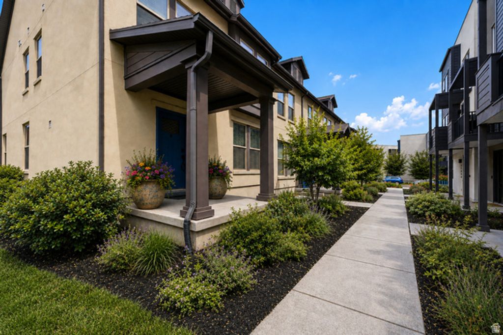 11338 S WILLOW WALK DR, South Jordan, UT 84009 — photo 2