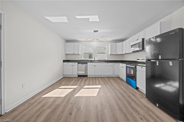 104 Howard Street, Thomasville, NC 27360