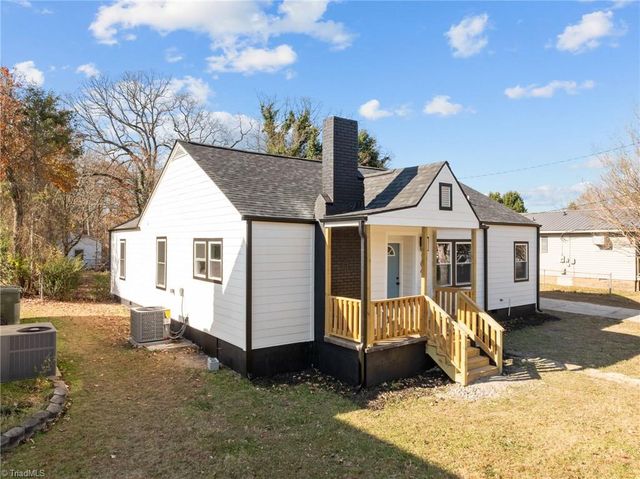 104 Howard Street, Thomasville, NC 27360