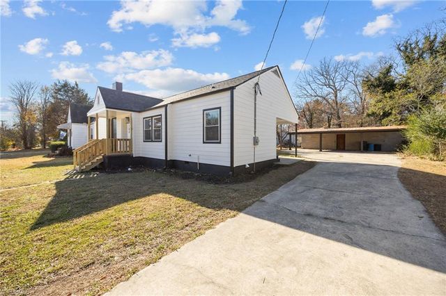 104 Howard Street, Thomasville, NC 27360