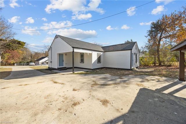 104 Howard Street, Thomasville, NC 27360