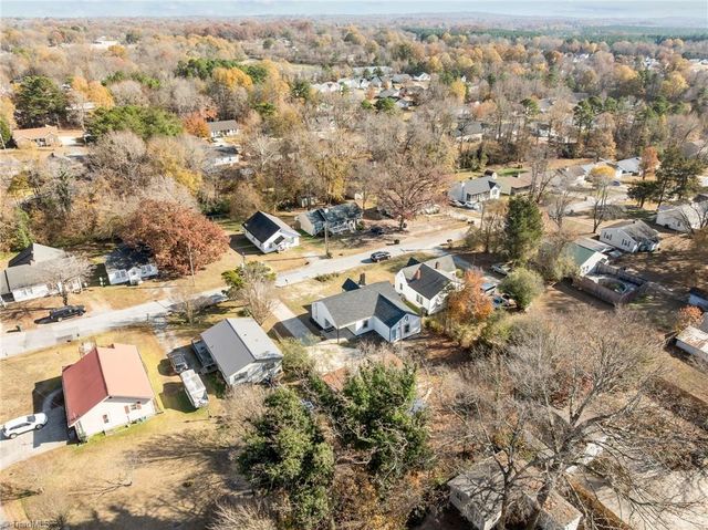 104 Howard Street, Thomasville, NC 27360