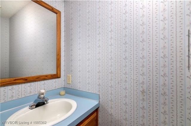 104 Church Street, Roland, OK 74954