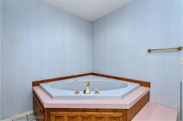 104 Church Street, Roland, OK 74954