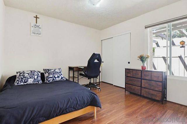 5571 Adobe Falls Rd D, San Diego, CA 92120