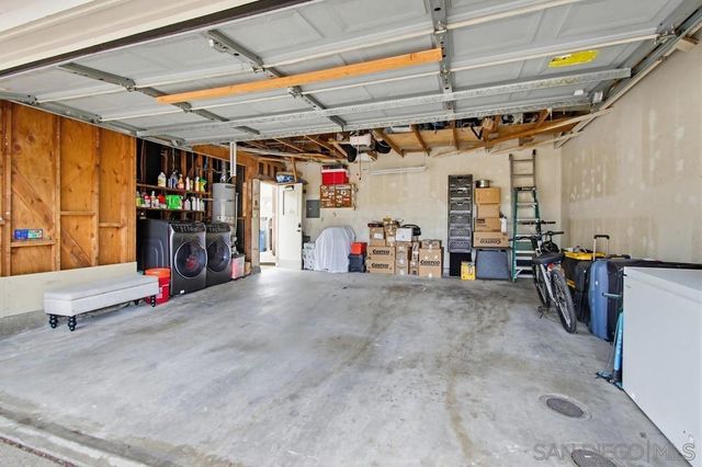 5571 Adobe Falls Rd D, San Diego, CA 92120