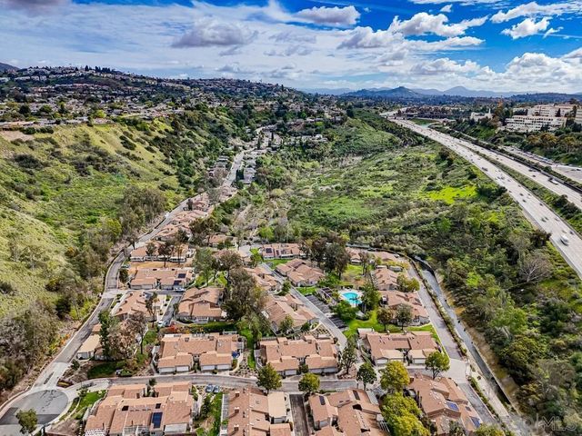 5571 Adobe Falls Rd D, San Diego, CA 92120