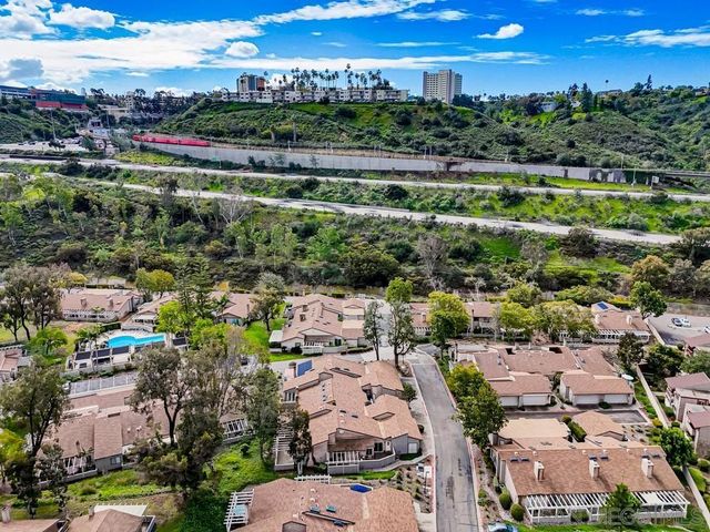 5571 Adobe Falls Rd D, San Diego, CA 92120