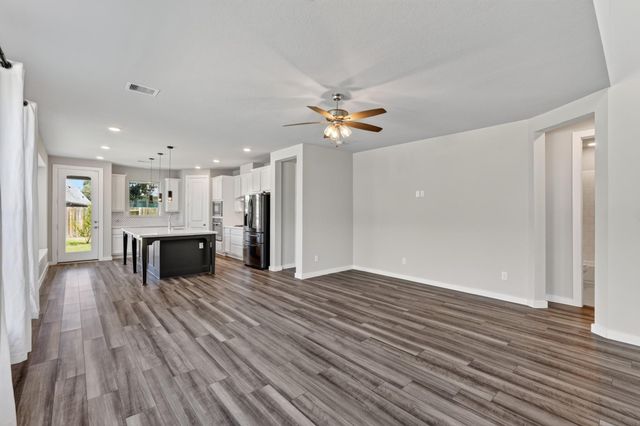 706 Santa Elena Trail, Conroe, TX 77304