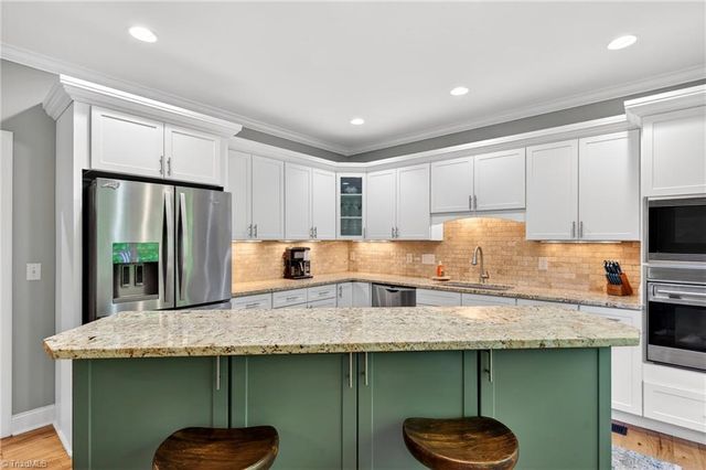 5407 Deer Trail Road, Summerfield, NC 28358